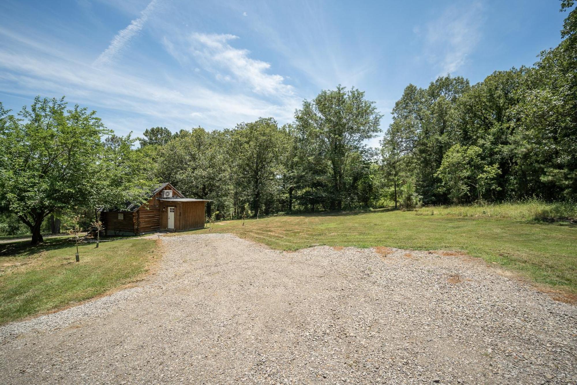 Spring Hill Farm - The Happy Hound Villa Alma Exteriör bild